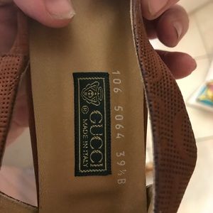 Vintage Gucci suede sling backs shoes